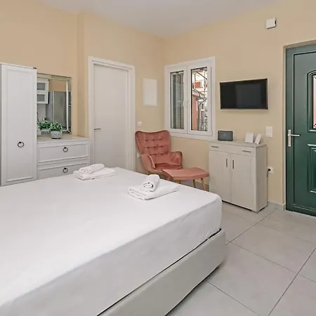 شقة Corfu Portside Studio!