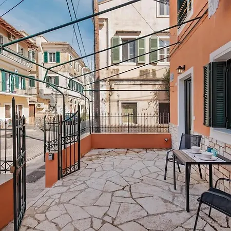Corfu Portside Studio! Apartment